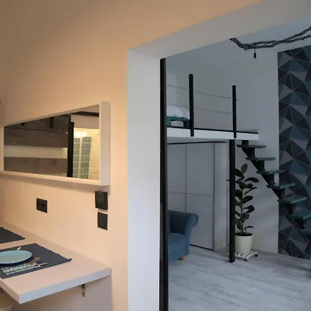 Sweety Blue Near Oktogon Daire Budapeşte